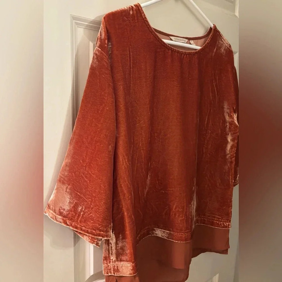 Soft Surroundings Gisella Crushed Velvet Top, Rust/Orange, Size S - Picture 2 of 7